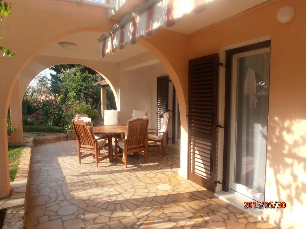 Apartment Steblaj Πούλα Δωμάτιο φωτογραφία