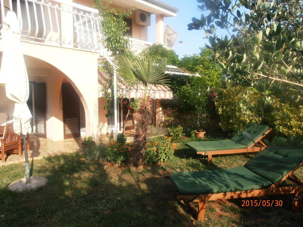 Apartment Steblaj Πούλα Δωμάτιο φωτογραφία