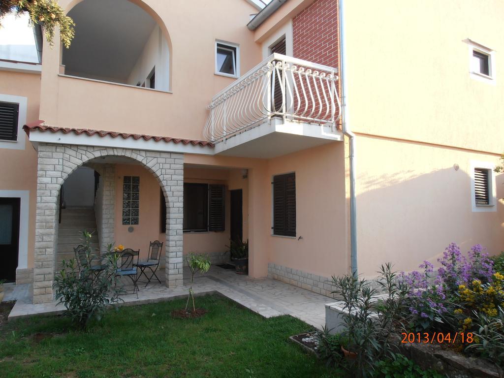 Apartment Steblaj Πούλα Δωμάτιο φωτογραφία