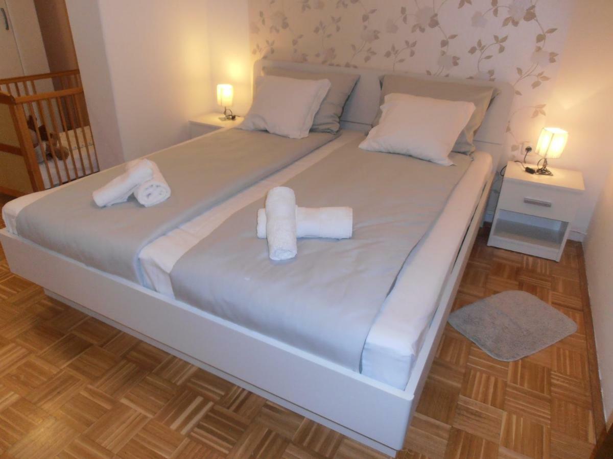 Apartment Steblaj Πούλα Εξωτερικό φωτογραφία