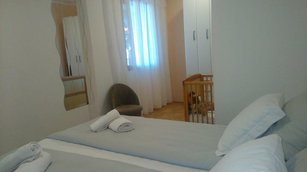 Apartment Steblaj Πούλα Εξωτερικό φωτογραφία
